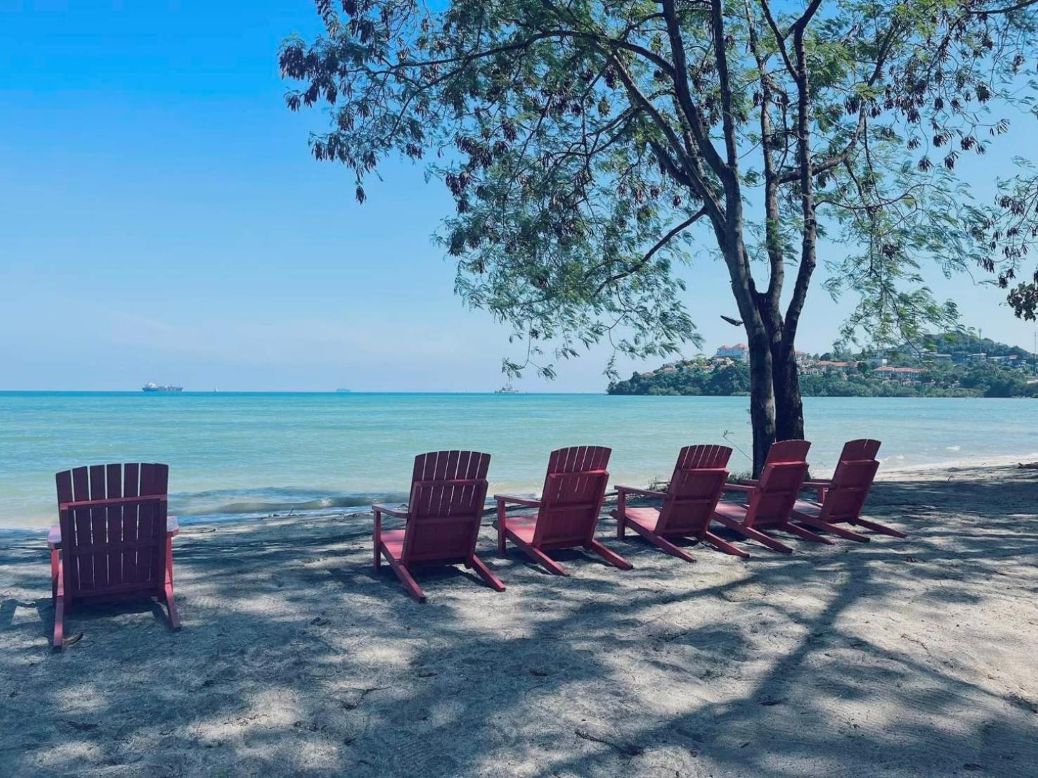 Charcoal Panwa Beach Phuket Ban Tha Khreng Zewnętrze zdjęcie