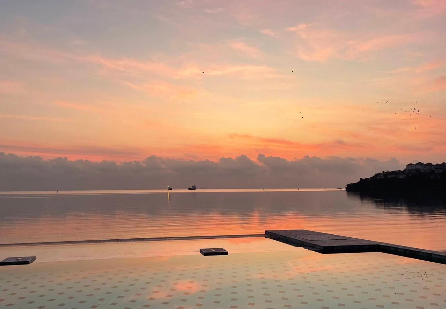 Charcoal Panwa Beach Phuket Ban Tha Khreng Zewnętrze zdjęcie